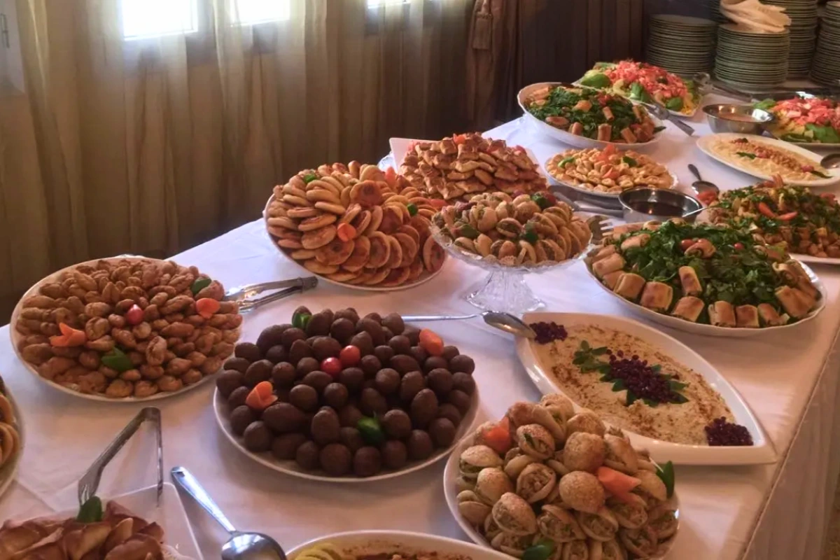 Buffet Table 1